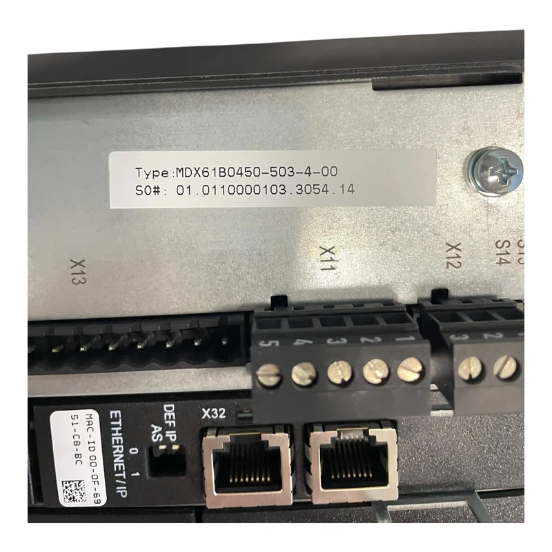 SEW EURODRIVE Umrichter MDX60A0450 & MDX61B0450 MOVDRIVE Frequenzumrichter
