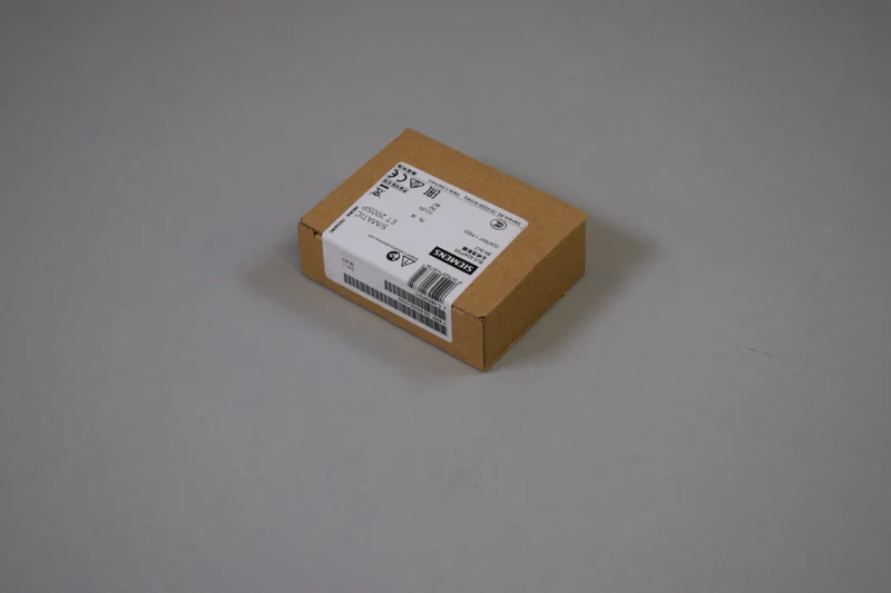 SIEMENS 6ES7193-6AG00-0AA0 auf Lager