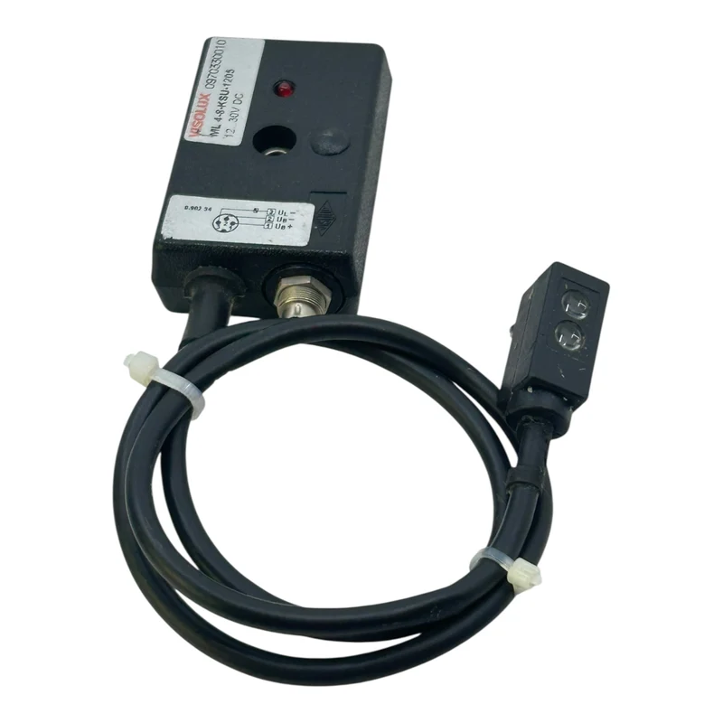 Pepperl+Fuchs Lichttaster Sensor ML4-8-KSU-1205 12–30 V DC mit Kabel & Stecker