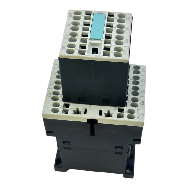 Siemens Schütz 230V 3RT1015-2AP01 + Hilfsschalter 3RH1911-2FA31 AC AUX