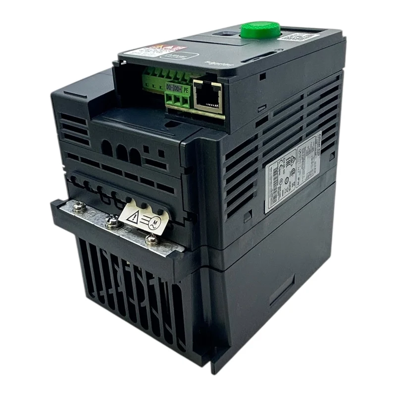 Schneider Frequenzumrichter 1,1kW 380V Altivar 320 ATV320U11N4C 3-phasig