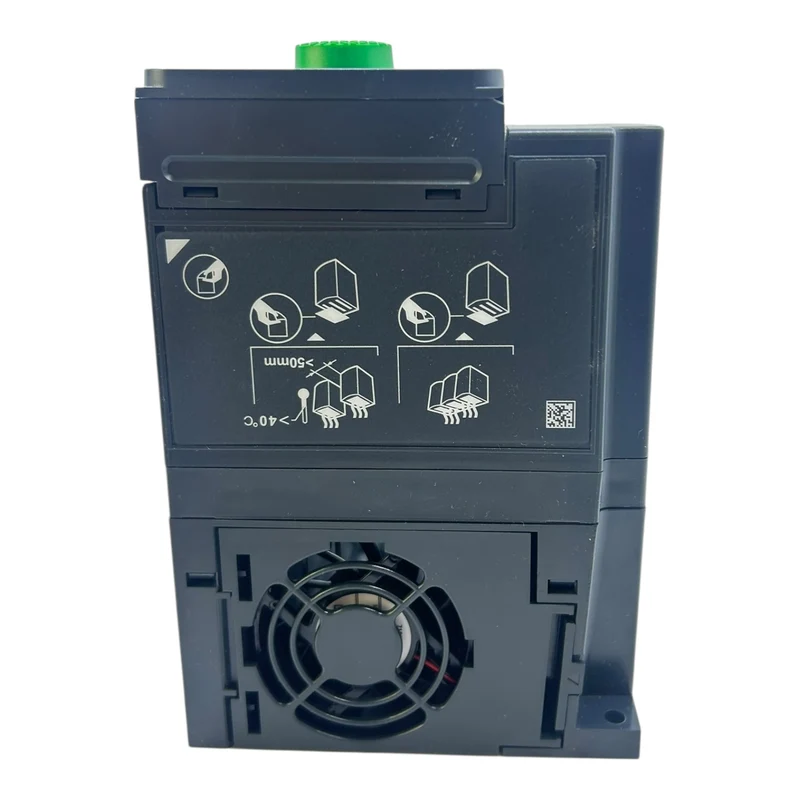 Schneider Frequenzumrichter 1,1kW 380V Altivar 320 ATV320U11N4C 3-phasig