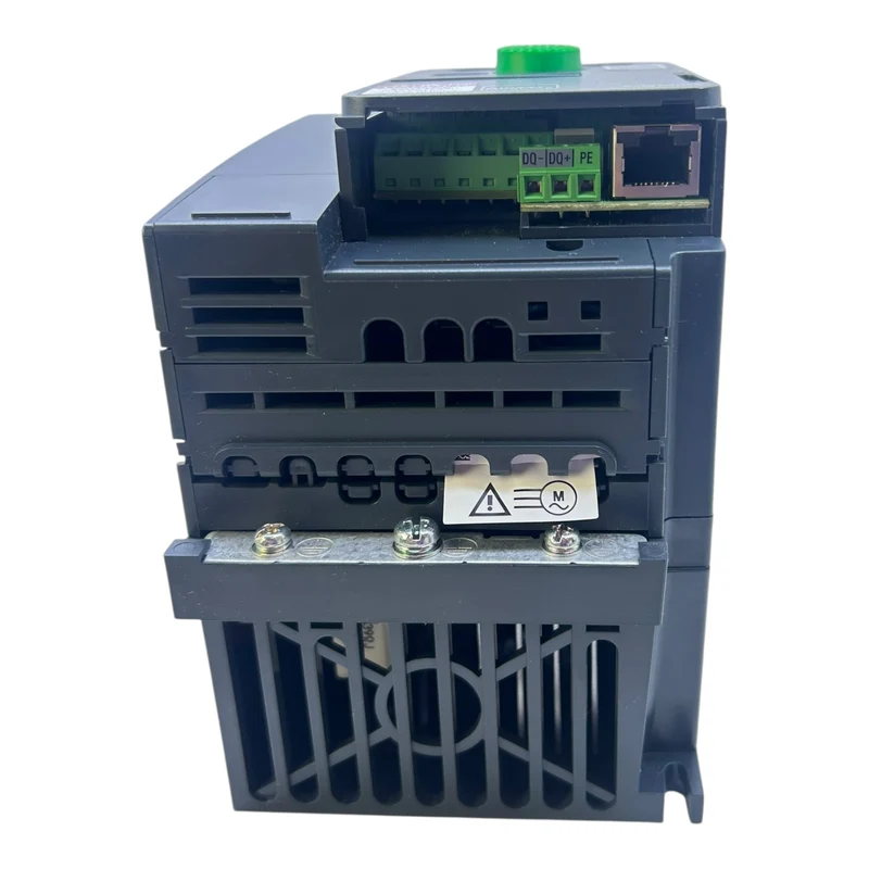 Schneider Frequenzumrichter 1,1kW 380V Altivar 320 ATV320U11N4C 3-phasig