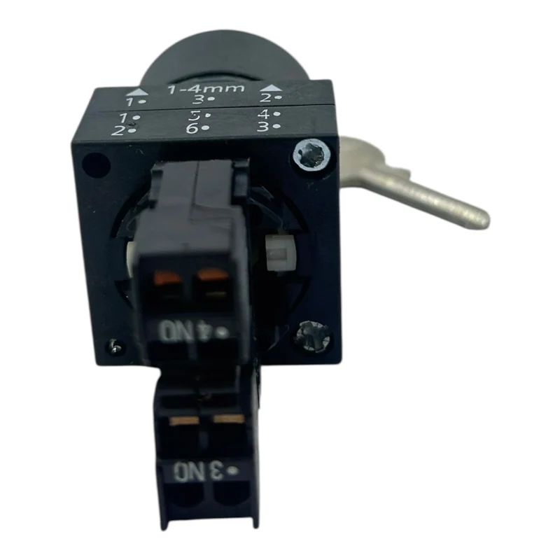 Siemens Schlüsselschalter 3SB3403-0B 1S 10A 400V mit Schlüssel schwarz Siemens