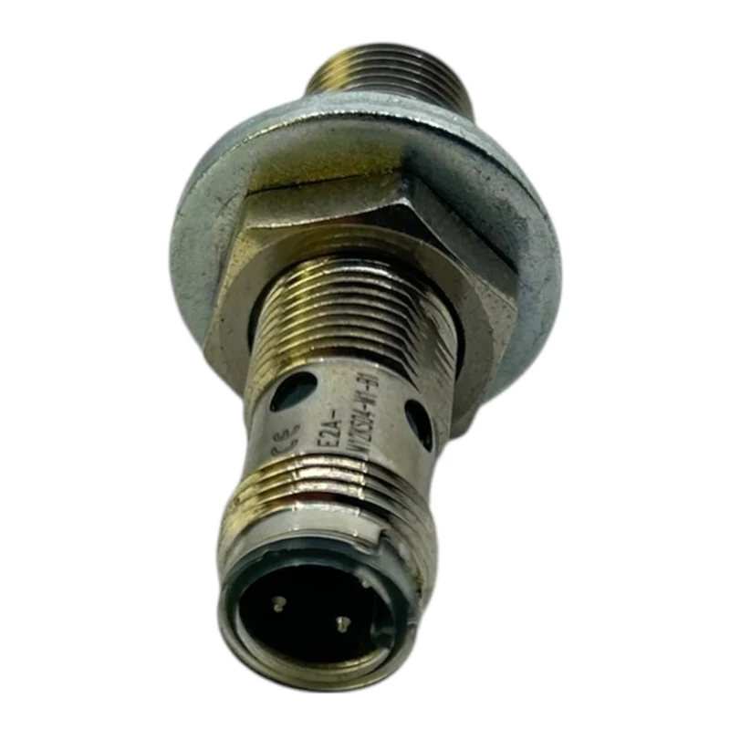 Omron Näherungssensor E2A-M12KS04-M1-B1 M12 Induktiver Sensor 4mm DC Industrie