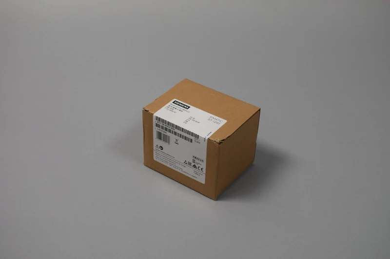 SIEMENS 6ES7226-6RA32-0XB0 auf Lager