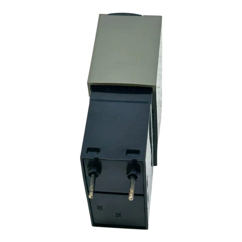 Hengstler Zähler Betriebsstundenzähler 24VDC 0478121 Industrie Stundenzähler