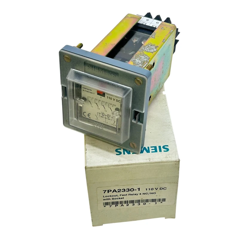 Siemens 7PA3030-1 Trip Circuit Supervision 110/125V DC mit Sockel Siemens