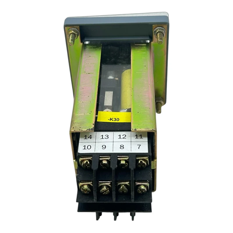 Siemens 7PA3030-1 Trip Circuit Supervision 110/125V DC mit Sockel Supervision