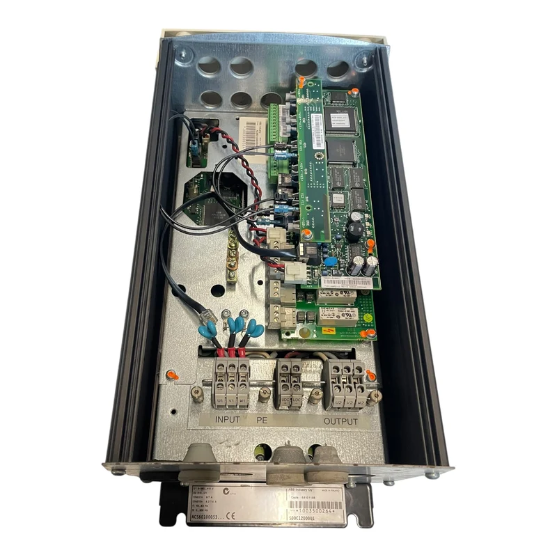 ABB Frequenzumrichter 3kW ACS600 ACS601000053 380V für industrielle Anwendung