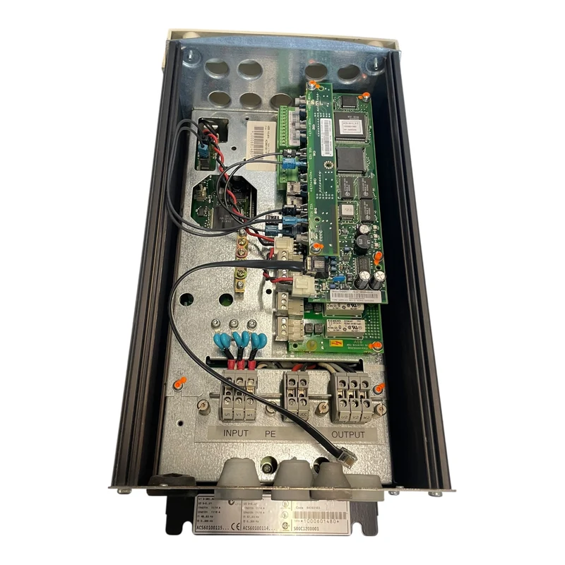 ABB Frequenzumrichter 6,5kW ACS60100115 380V für industrielle Antriebe