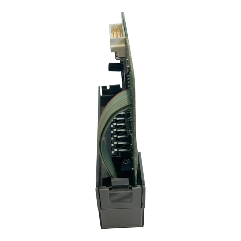 Allen-Bradley SLC500 Ausgangsmodul 1746-OB16E 10–30 VDC 16-Kanal digital B