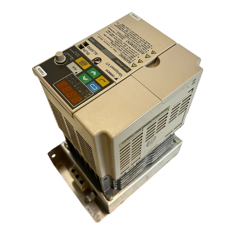 Omron Frequenzumrichter 3,7kVA 380V Varispeed V7 CIMR-V7AZ41P5 Industrie Einsatz