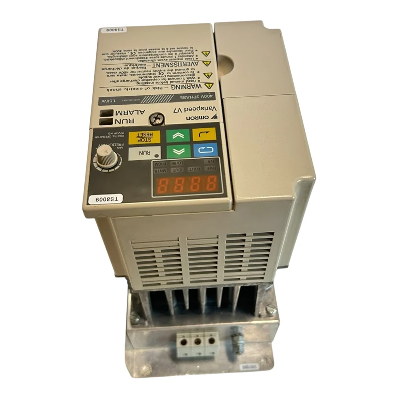 Omron Frequenzumrichter 3,7kVA 380V Varispeed V7 CIMR-V7AZ41P5 Industrie Einsatz