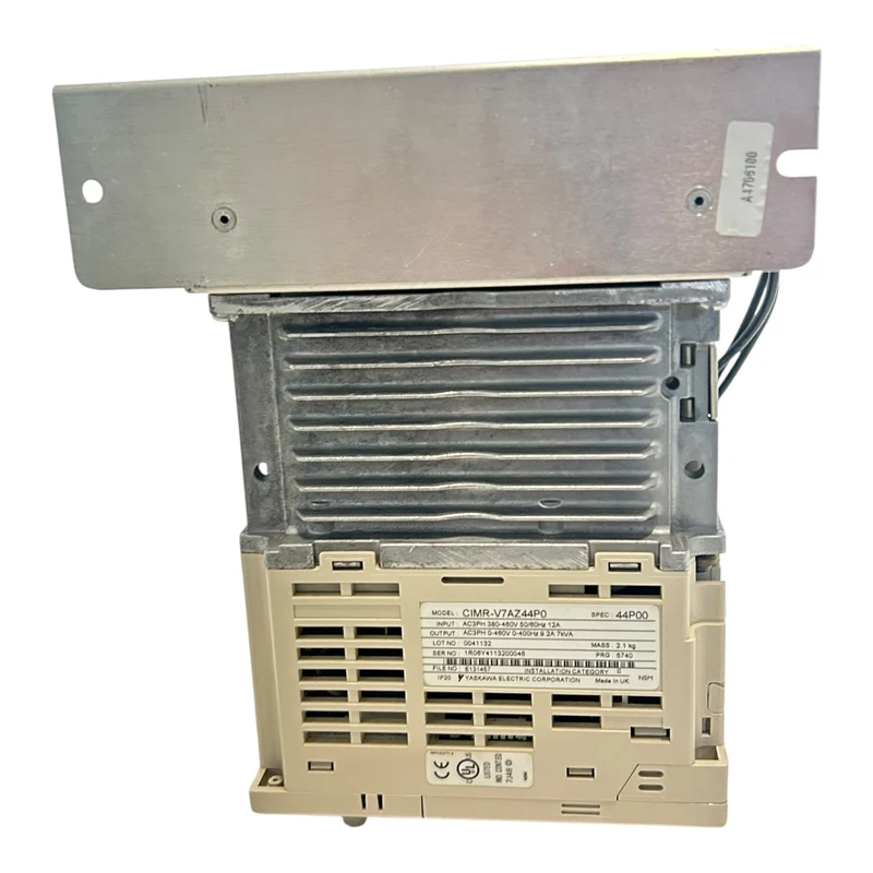 Omron Frequenzumrichter 7kVA 380V Varispeed V7 CIMR-V7AZ44P0 Industrie Einsatz