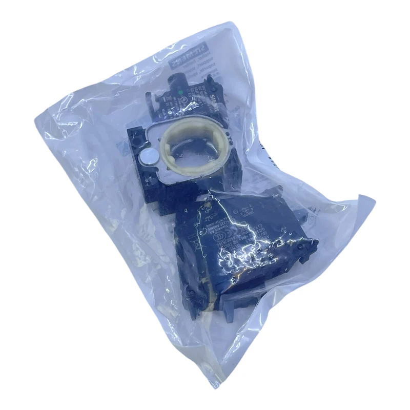 Siemens Halter 3-fach 6–24V 3SU1501-1AG40-1LA0 für Drucktaster VE:2 Stk