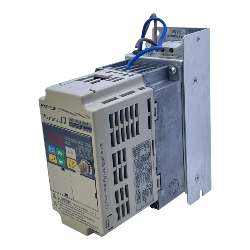Omron Frequenzumrichter 1,1kVA 230V CIMR-J7AZB0P4