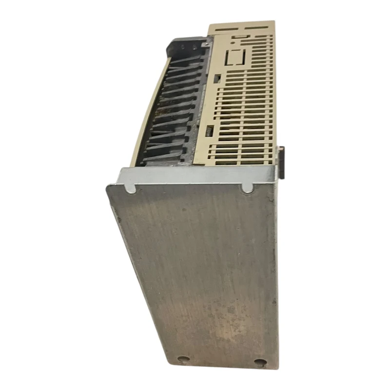 Omron Servopack Servoantrieb SGDH-08AE-S-OY für den industriellen Einsatz