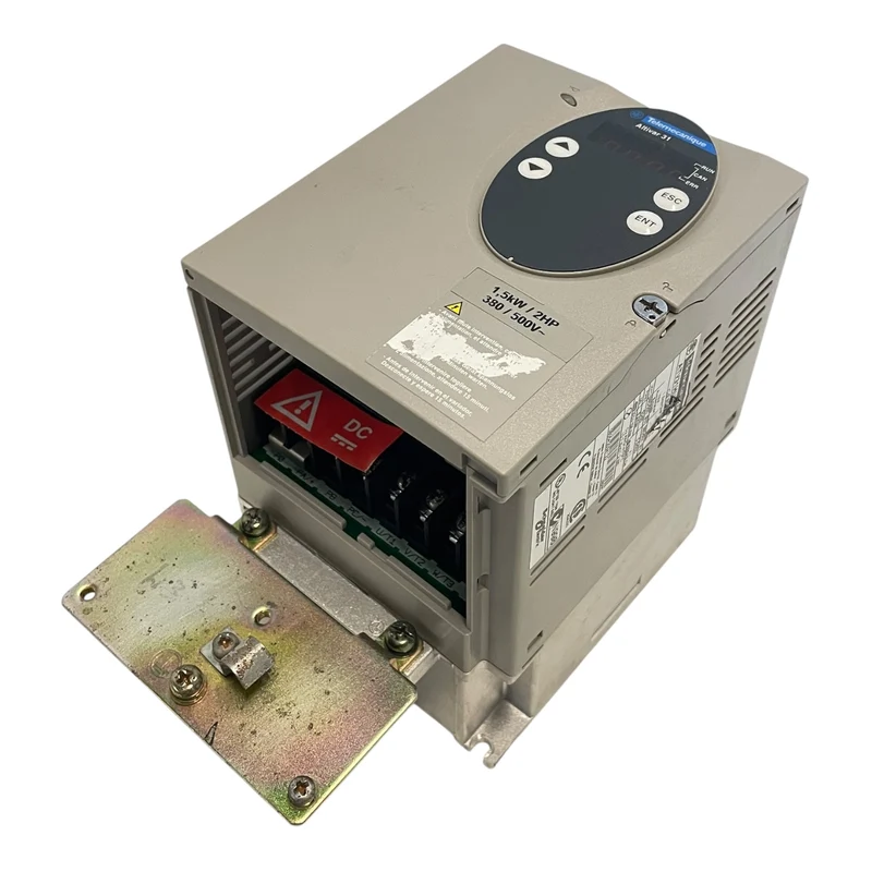 Telemecanique Frequenzumrichter 1,5kW Altivar 31 380V Frequenzumrichter 1,5kW