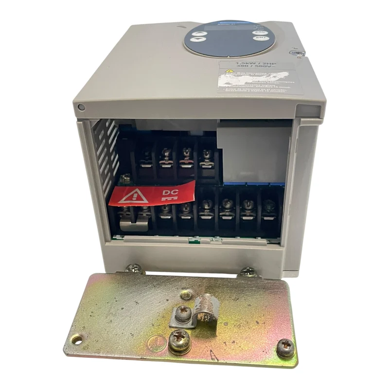 Telemecanique Frequenzumrichter 1,5kW Altivar 31 380V Frequenzumrichter 1,5kW