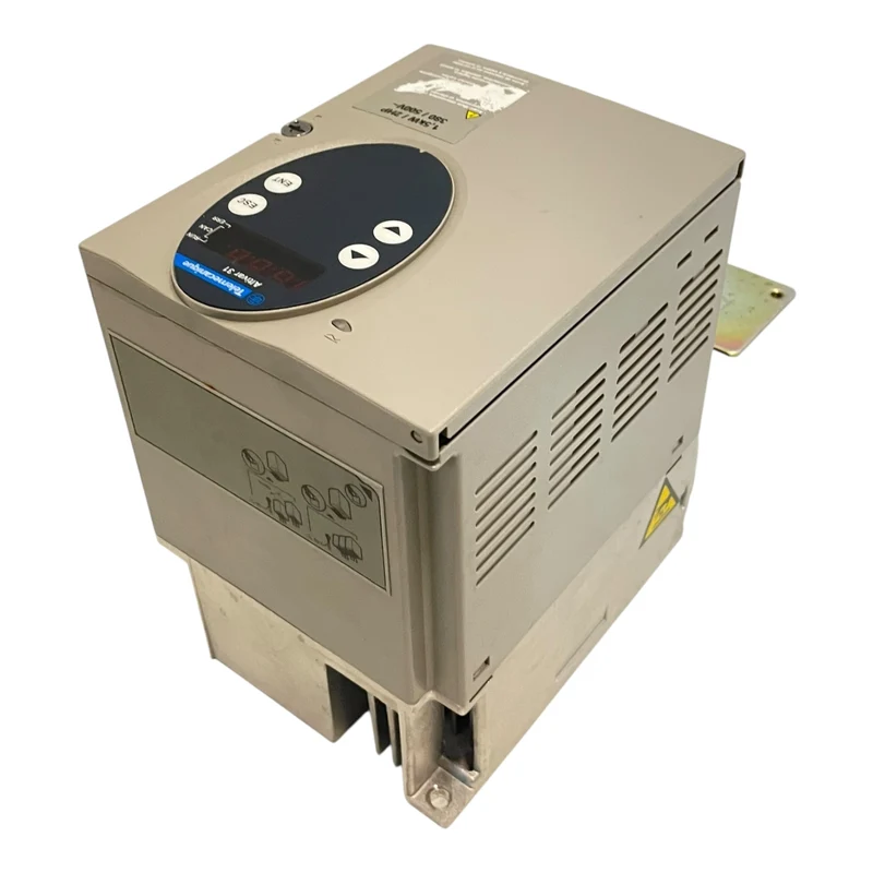 Telemecanique Frequenzumrichter 1,5kW Altivar 31 380V Frequenzumrichter 1,5kW