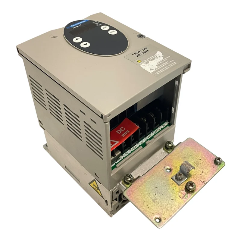 Telemecanique Frequenzumrichter 1,5kW Altivar 31 380V Frequenzumrichter 1,5kW