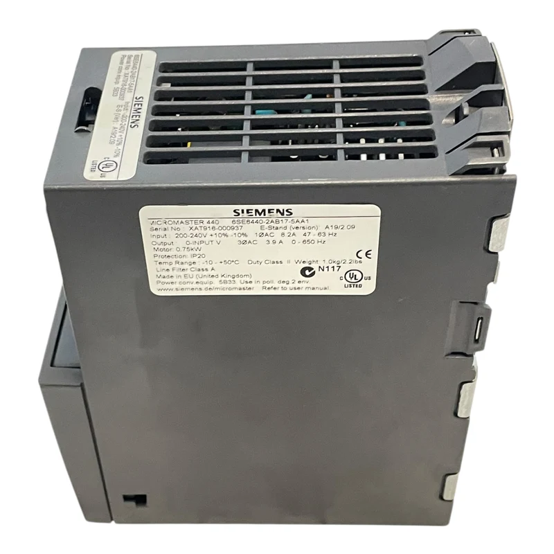 Siemens Frequenzumrichter 0,75kW 230V MICROMASTER 440 6SE6440-2AB17-5AA1