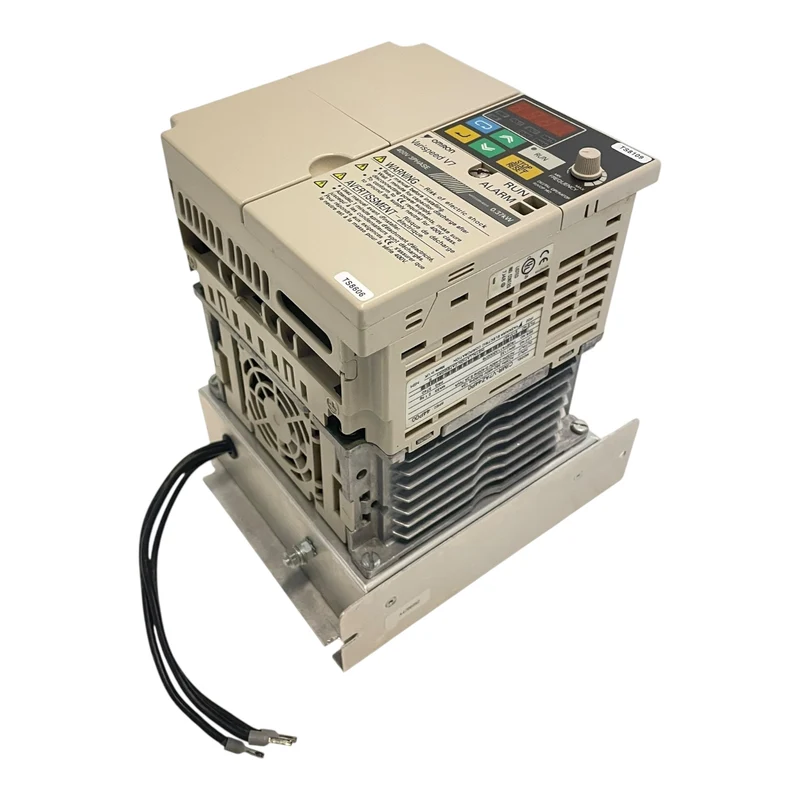 Omron Frequenzumrichter 7kVA 380V Varispeed V7 CIMR-V7AZ44P0 Industrie Einsatz