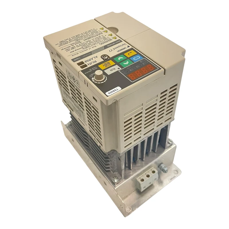 Omron Frequenzumrichter 3,7kVA 380V Varispeed V7 CIMR-V7AZ41P5 Industrie Einsatz