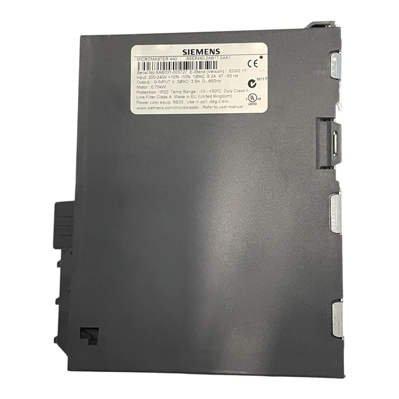 Siemens Frequenzumrichter 0,75kW 230V MICROMASTER 440 6SE6440-2AB17-5AA1
