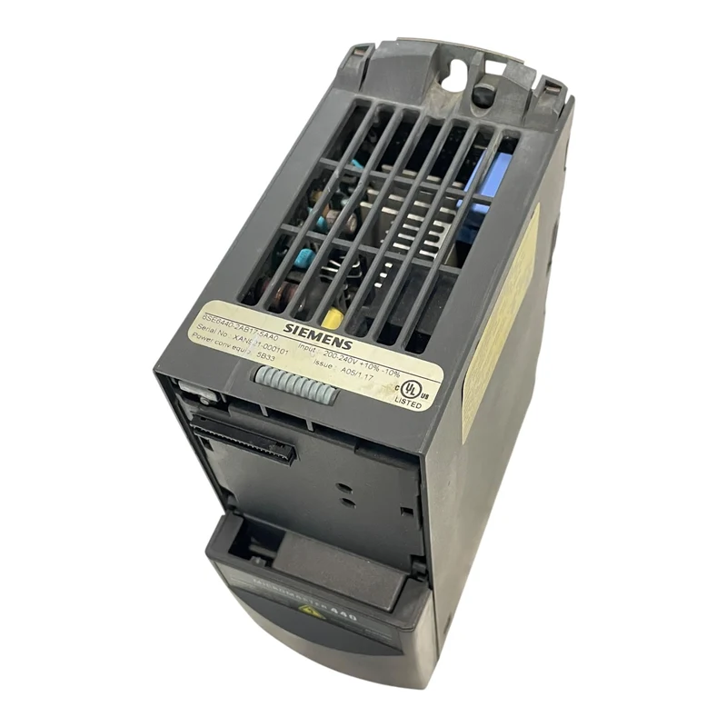 Siemens Frequenzumrichter 0,75kW 230V MICROMASTER 440 6SE6440-2AB17-5AA0