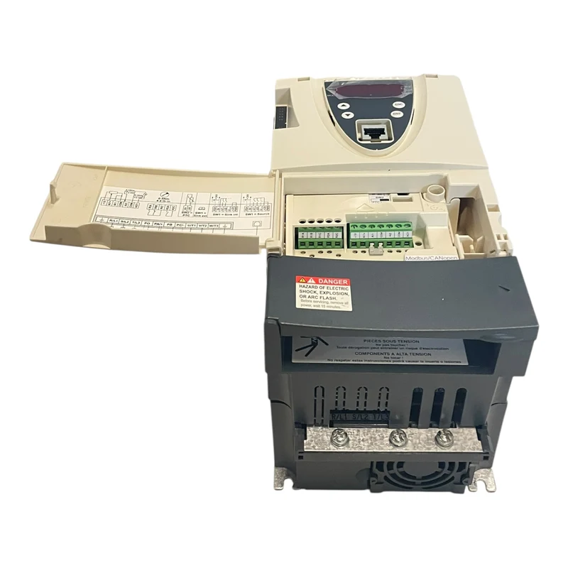 Schneider Frequenzumrichter 2,2kW Altivar 71 380V Frequenzumrichter 2,2kW 3HP