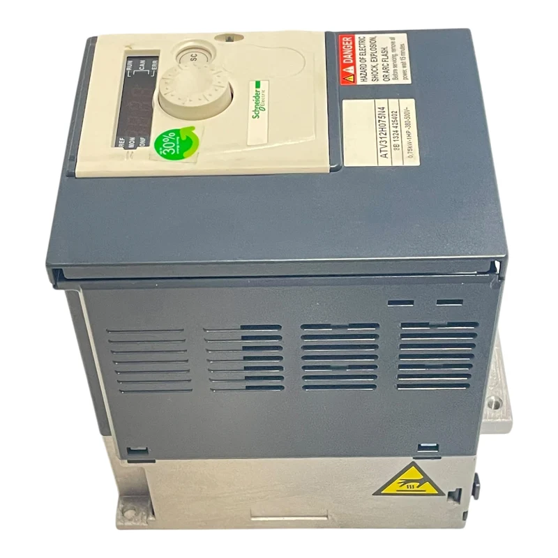 Schneider Frequenzumrichter 0,75kW Altivar 31 380V Frequenzumrichter 0,75kW