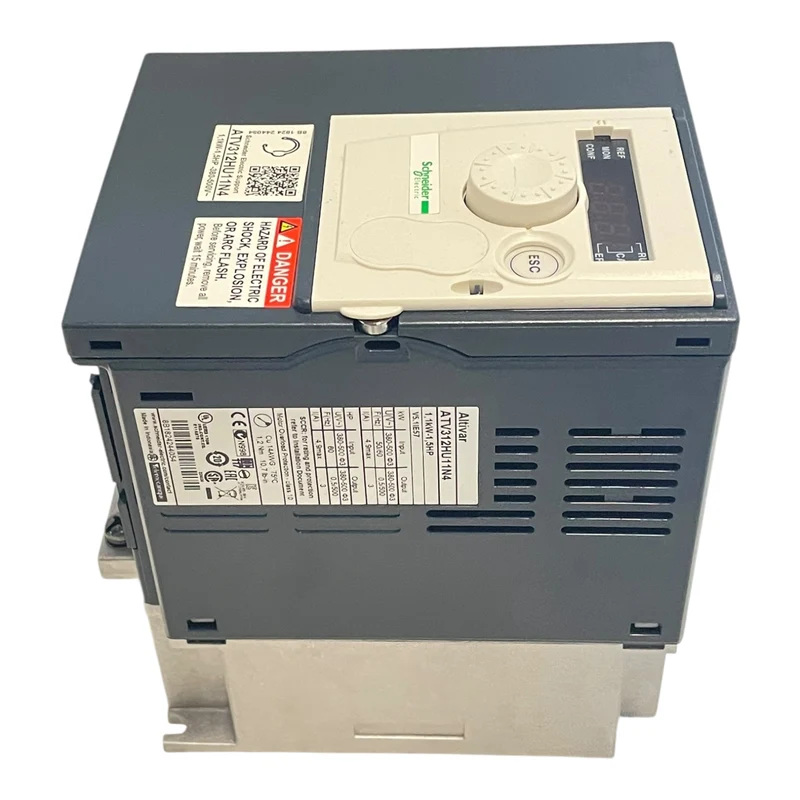 Schneider Frequenzumrichter 1,1kW Altivar 31 380V Frequenzumrichter 1,1kW
