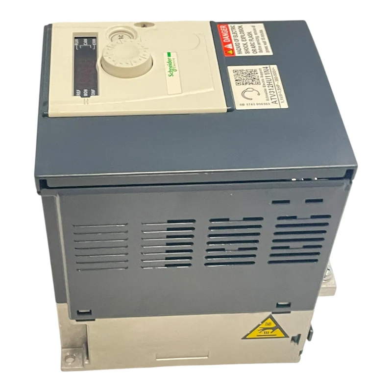 Schneider Frequenzumrichter 1,1kW Altivar 31 380V Frequenzumrichter 1,1kW