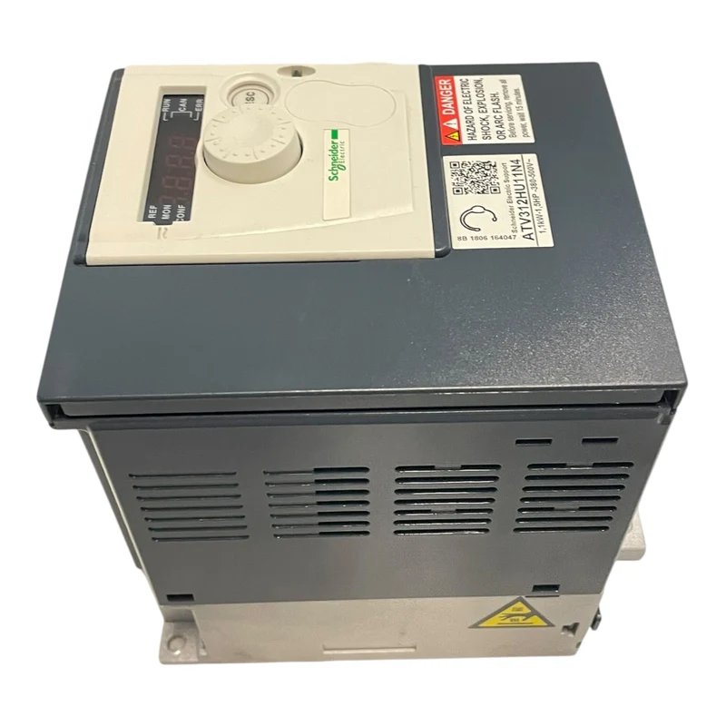 Schneider Frequenzumrichter 1,1kW Altivar 31 380V Frequenzumrichter 1,1kW
