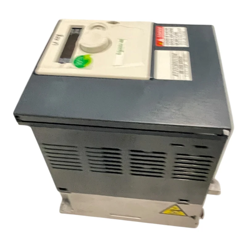 Schneider Frequenzumrichter 1,1kW Altivar 31 380V Frequenzumrichter 1,1kW