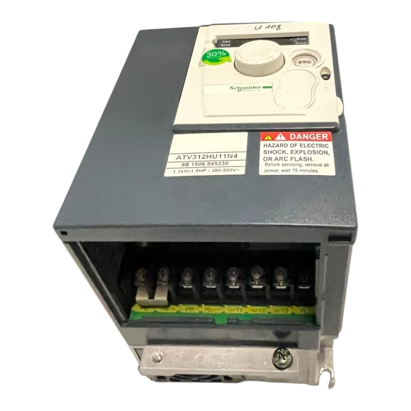 Schneider Frequenzumrichter 1,1kW Altivar 31 380V Frequenzumrichter 1,1kW
