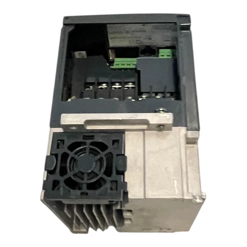 Schneider Frequenzumrichter 1,1kW Altivar 31 380V Frequenzumrichter 1,1kW