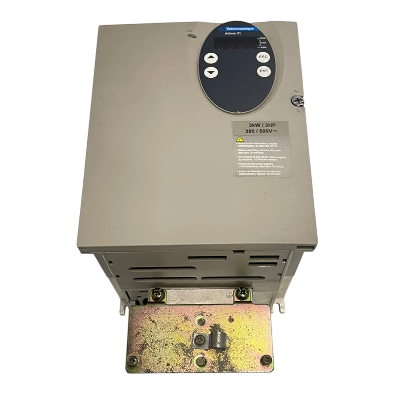 Telemecanique Frequenzumrichter 3kW Altivar 31 380V Frequenzumrichter 3kW