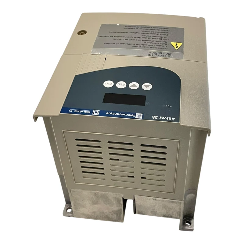 Telemecanique Frequenzumrichter 1,5kW Altivar 28 380V Frequenzumrichter 1,5kW