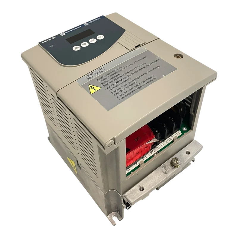 Telemecanique Frequenzumrichter 1,5kW Altivar 28 380V Frequenzumrichter 1,5kW