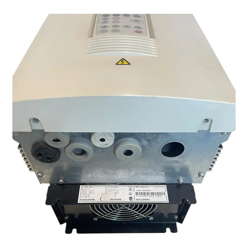 ABB Frequenzumrichter 15kW ACS600 ACS60100206S00C1200901 64100025 Umrichter