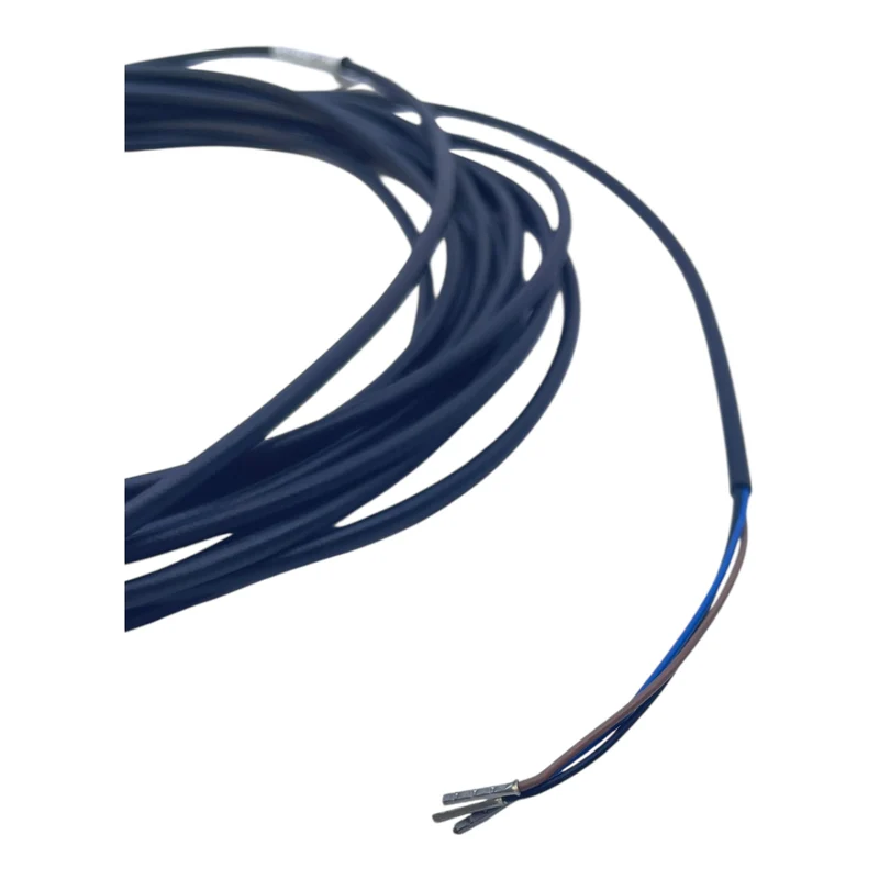 Balluff Sensor BES516-3017-G-E4-C-PU05 induktiv PNP 10–30V DC Näherungssensor