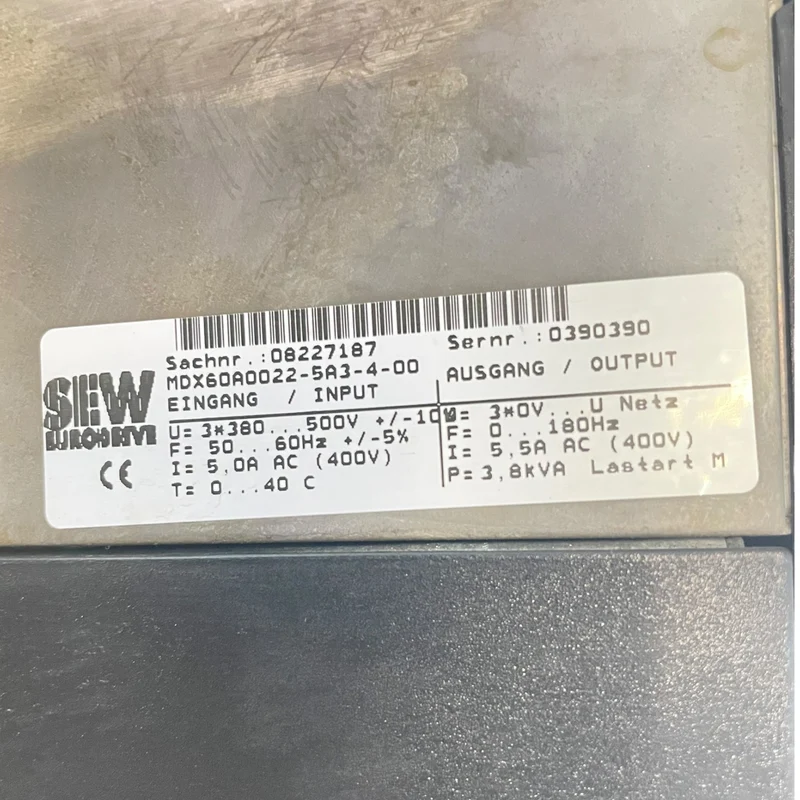 SEW Frequenzumrichter 3,8kVA MOVIDRIVE MDV60A0022-5A3-4-00 MDX60A0022-5A3-4-00