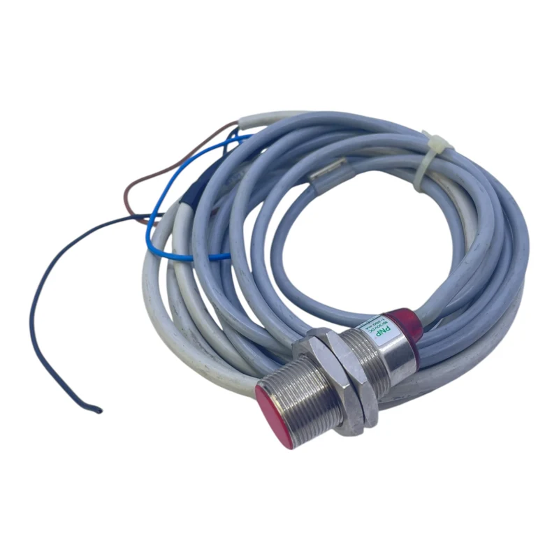 Induktiver Sensor PNP 10–30 V DC 200 mA M18 mit LED Anzeige - für Industrie