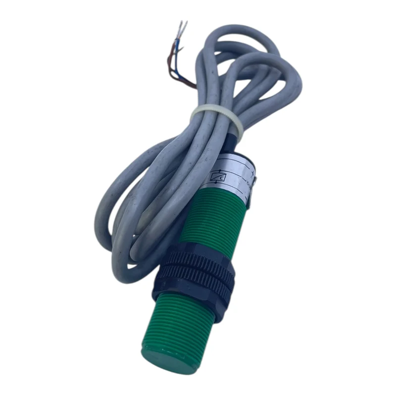 Selet Torino PNP Selet PNP Näherungsschalter mit Kabel – 10–30V DC - Industrie