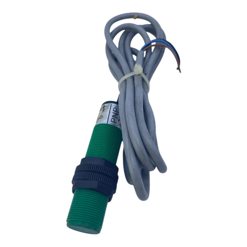 Selet Torino PNP Selet PNP Näherungsschalter mit Kabel – 10–30V DC - Industrie