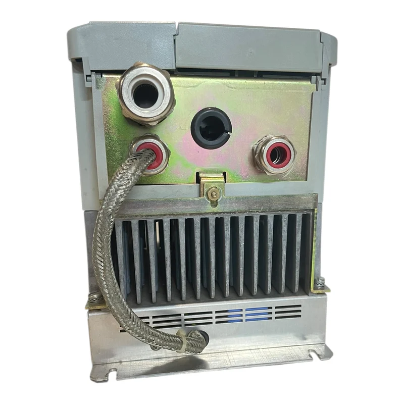 Allen-Bradley 1305-BA04A-DE Frequenzumrichter 1,5kW - für industriellen Einsatz