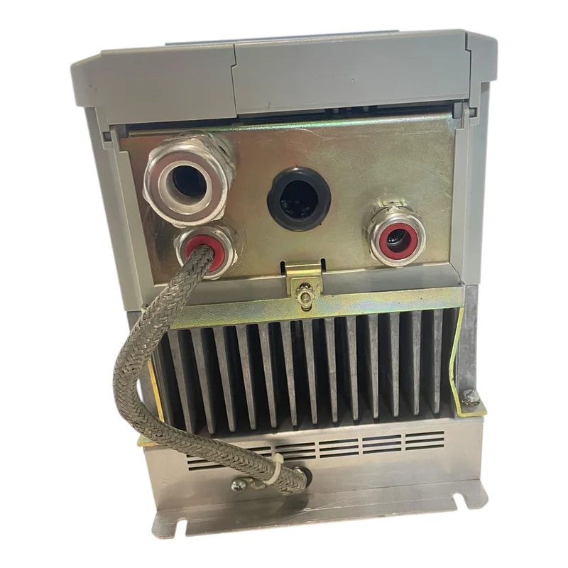 Allen-Bradley 1305-BA04A-DE Frequenzumrichter 1,5kW - für industriellen Einsatz